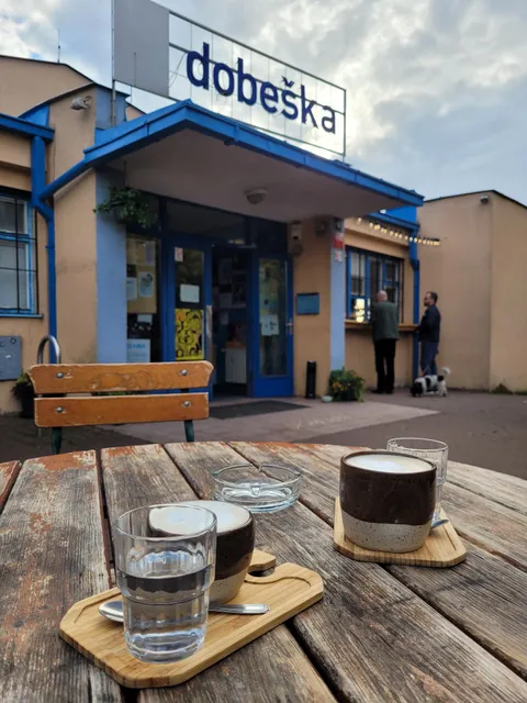 Divadelní kavárna & bar Dobeška