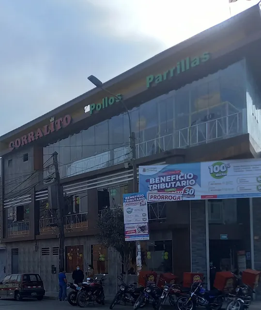 Corralito Brena - Chickens And Grill