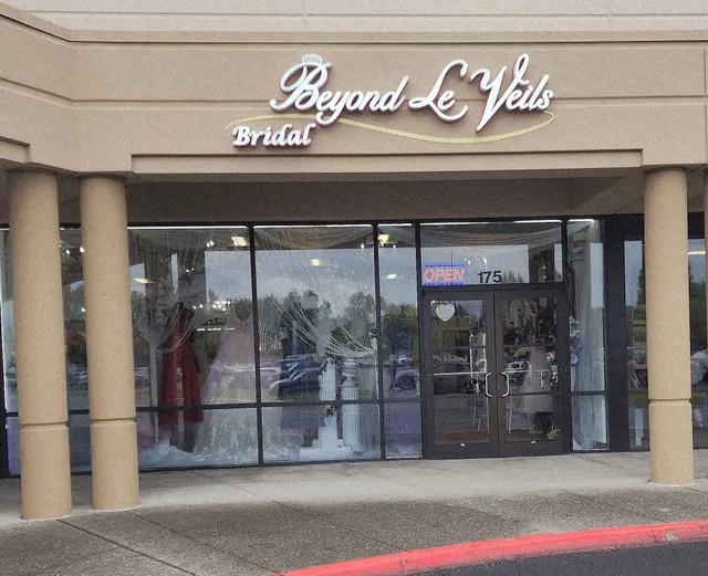 Beyond Le Veils Bridal