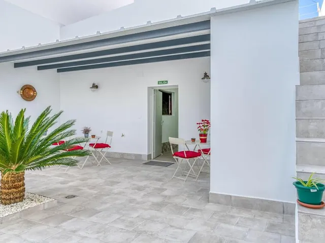 CASA DE HUÉSPEDES LA HUERTA