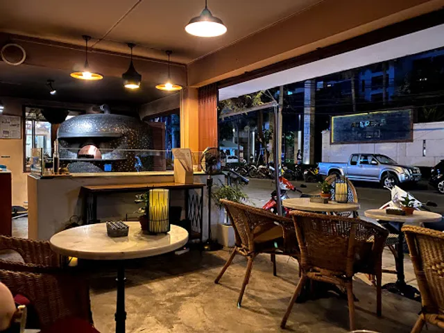 BISTRO DI FARINA (Bistro Convent)