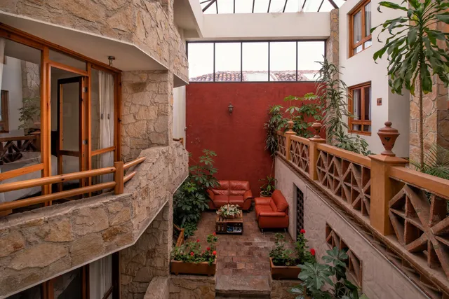 Plaza Magnolias Suites