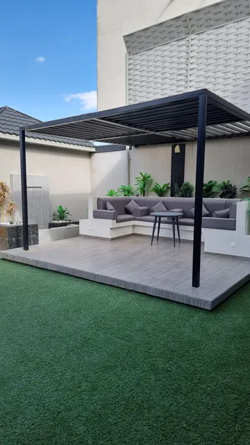 الشاليه الرمادي