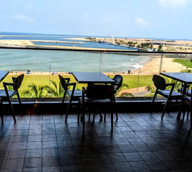 Dinemore - One Galle Face