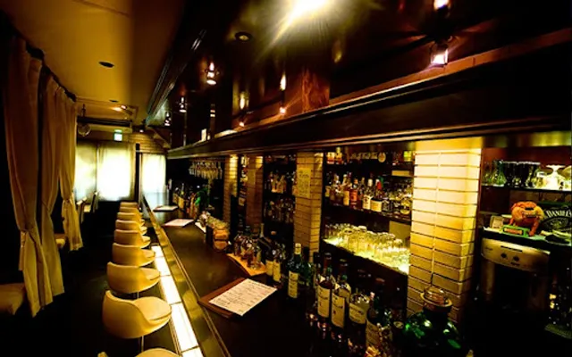 Bar Lounge 楽