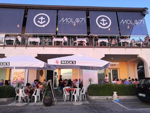 Desiderio al Molo 71