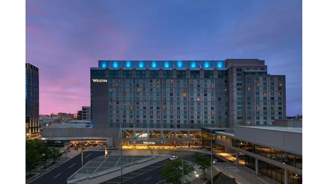 The Westin Boston Seaport District