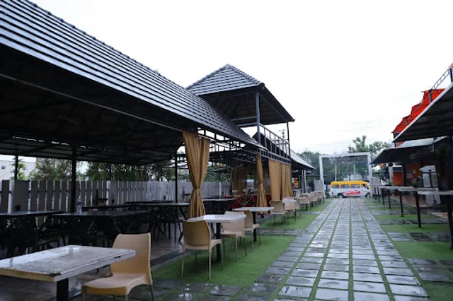 Yummy Garden Restaurant