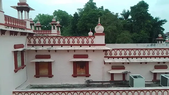 Flagship Radhey Shyam Inn Near Sahara Ganj Mall