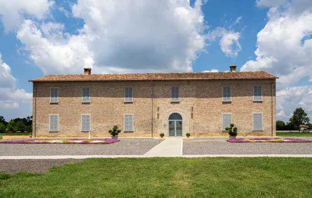 Room & Breakfast Fermo della Guazzona
