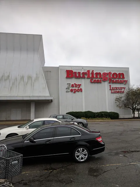 Lafayette Square Mall - Pop Up Market