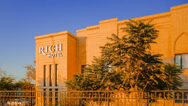 rich hotel turkestan