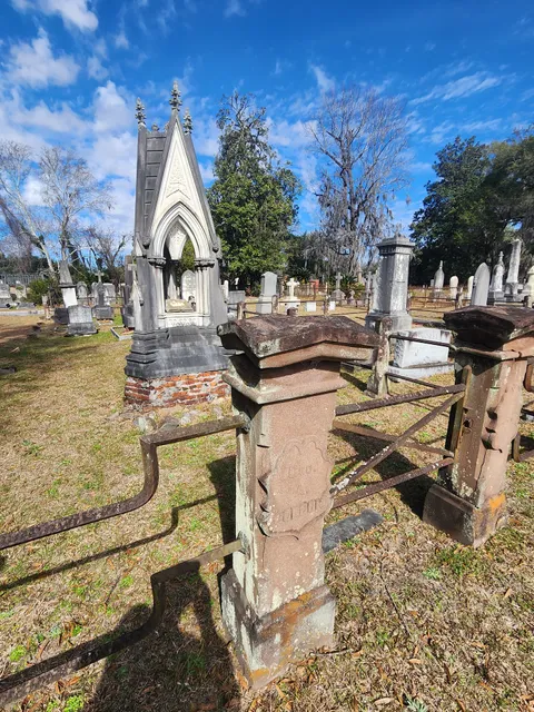 Laurel Grove North Cemetery