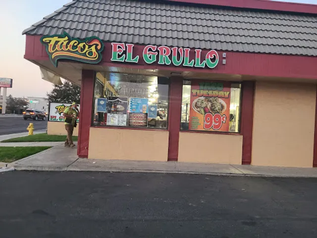 Grullense's Tacos