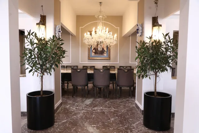 Merci Padide Restaurant