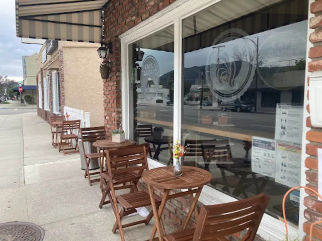 Cafe Barra & Le French Rooster