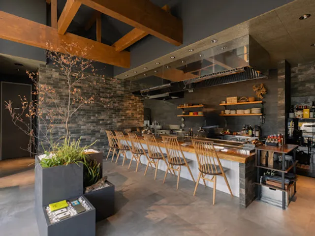 鉄板焼きいずみ