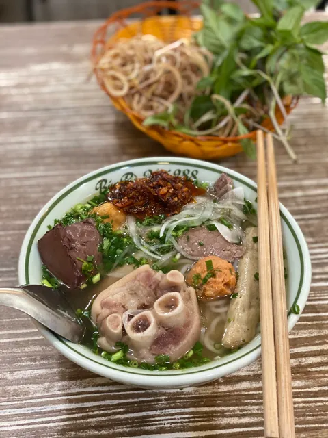 Bun bo Hue