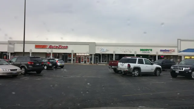 West Aurora Plaza