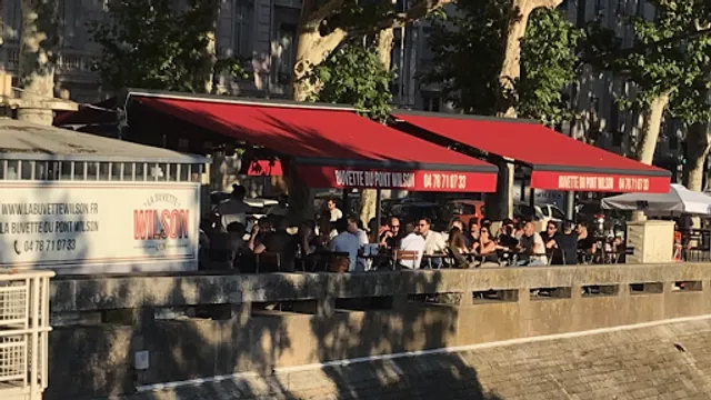 La buvette du pont Wilson