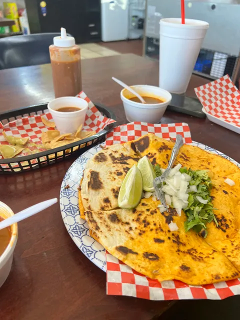 Vete a la Birria Express