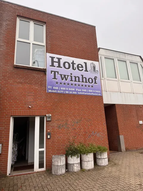 Twinhof