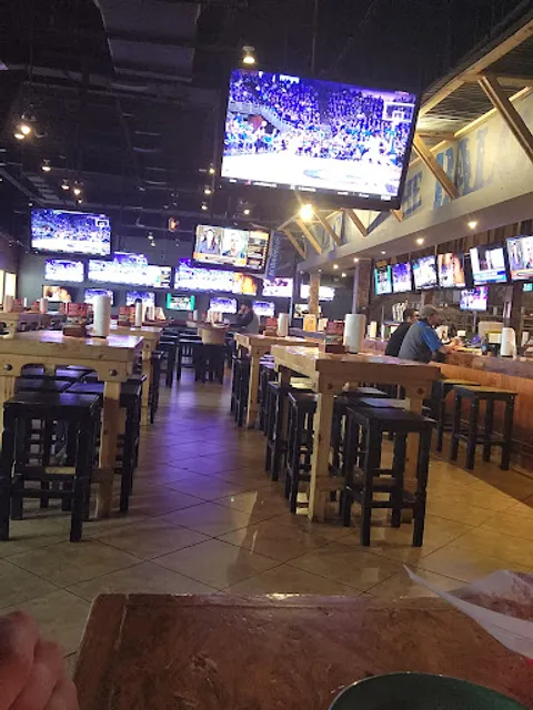 Ojos Locos Sports Cantina (Southwest - Houston, TX)