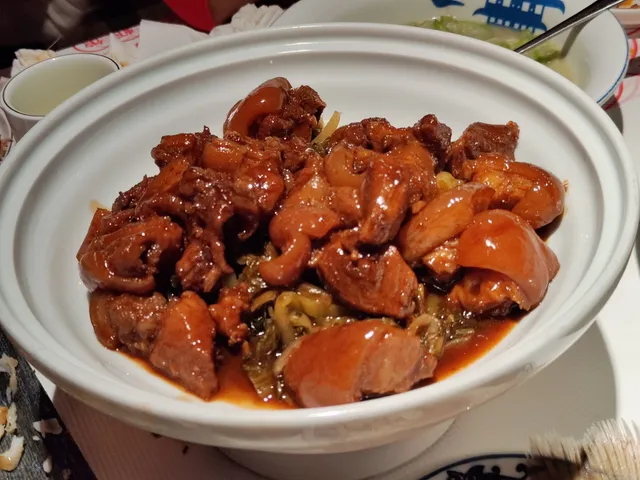 Shi Yue Wei Cheng Lobster Rest.