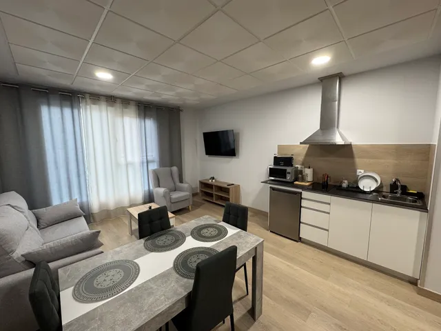 Apartamentos Turisticos Peregrin Palas