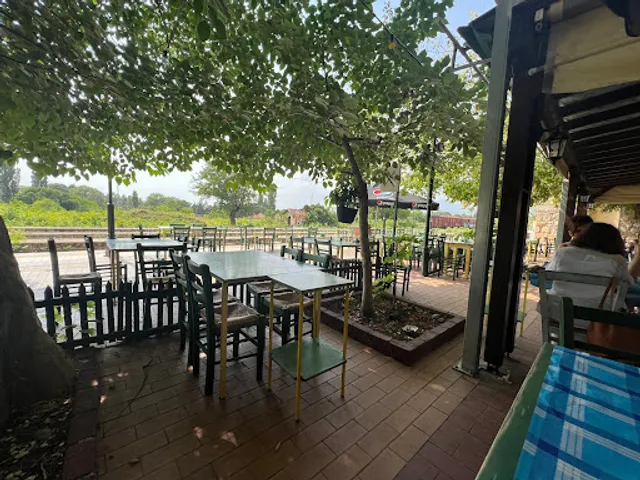 Μπουφές Σταθμός