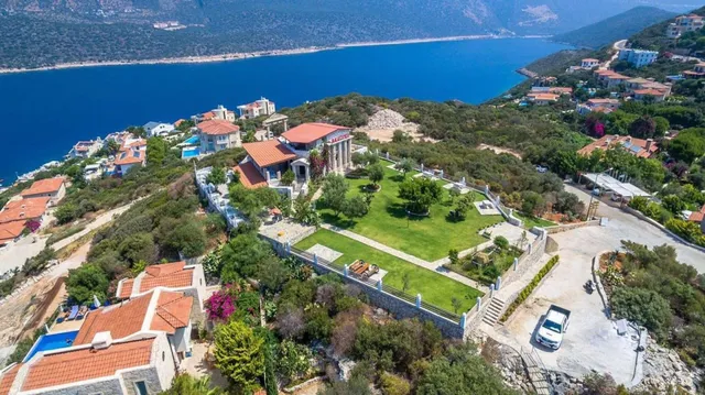 Akropol Boutique Hotel, Restaurant and Venue