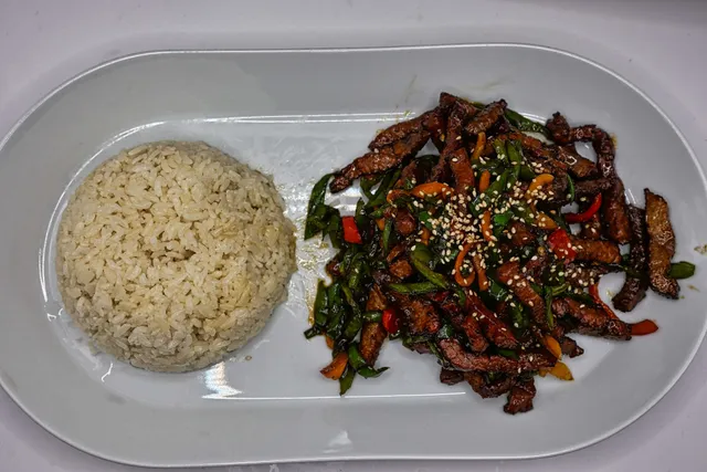 Pocha baekjubu (포차 백주부) formerly Jumong pocha