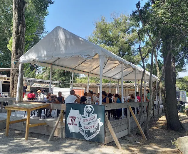 La guinguette des docks