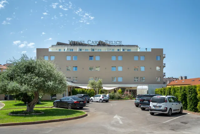Hotel Carlo Felice