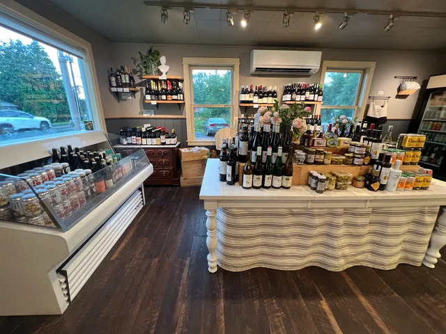 Stone's Throw Pizza & Wine - Charlotte