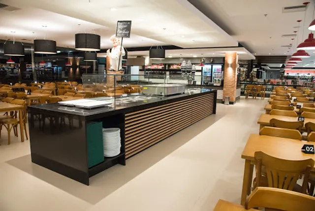 Divino Restaurante e Pizzaria - Confiança Esmeralda