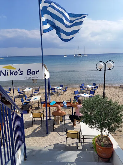 Nikos Bar