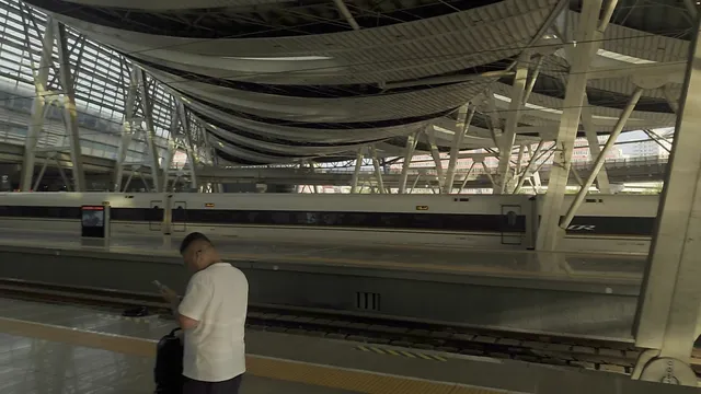 Beijing South Railway Station Road