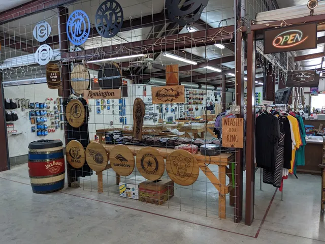 Johnson's Highway 55 Flea Market