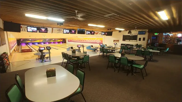 Hilltop Lanes and Event Center