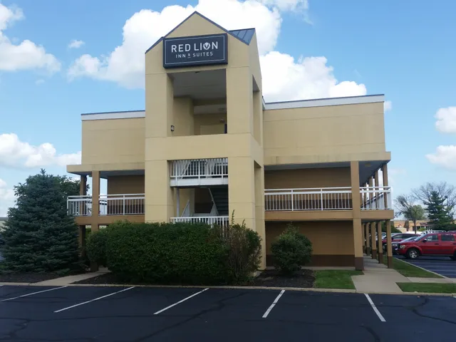 Red Lion Inn & Suites Dayton Airport