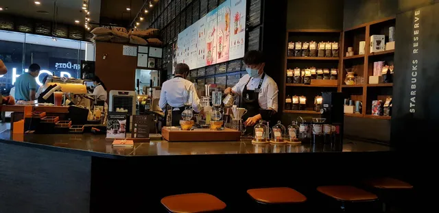 星巴克咖啡皇岗店