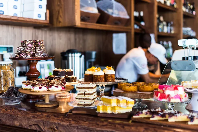 la Belle Constantia by Kove Collection