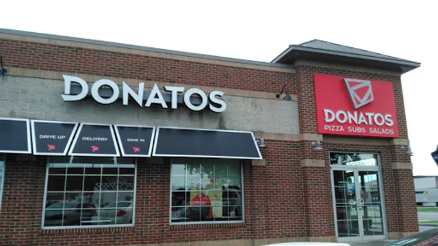 Donatos Pizza
