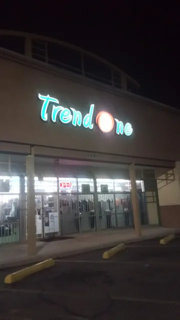 Del Rio Plaza Shopping Center