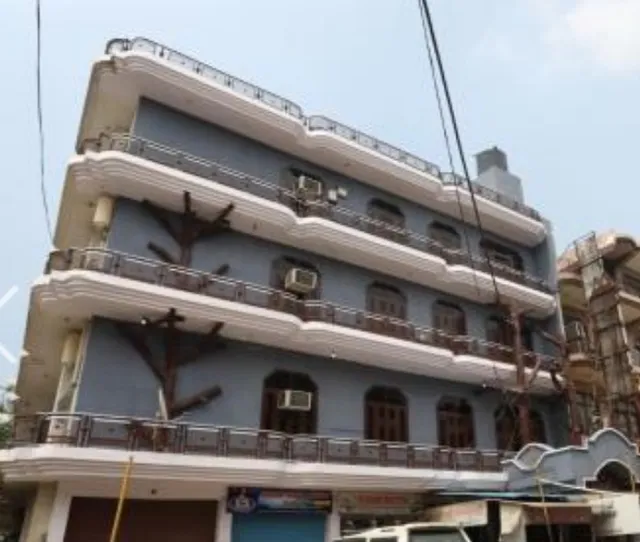 Hotel Madhu (Banquet I Rooms I Conference Hall)