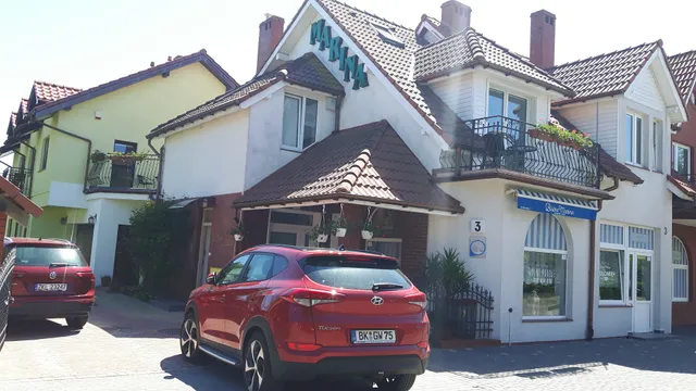 Dom Gościnny MARINA. Pokoje gościnne ośrodek wczasowy noclegi z wyżywieniem wypoczynek