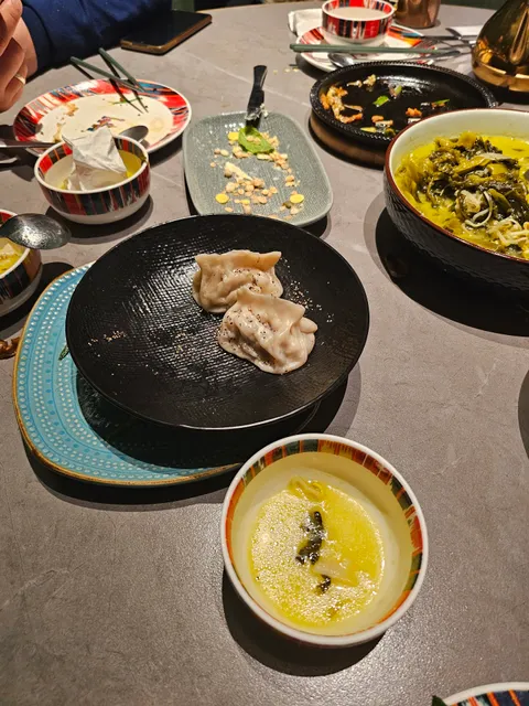 Tarhar Muslim Restaurant