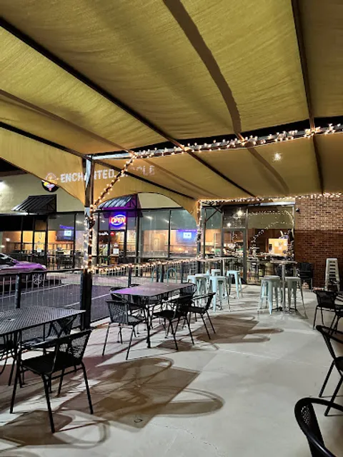 Flatiron bites & brews