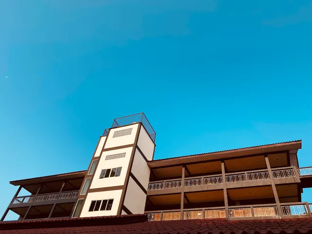 ริมธาราเรสซิเดนซ์ ป่าตัน